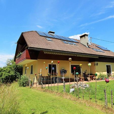 Apartment In Koettmannsdorf Near Bathing Lake Wurdach Eksteriør billede