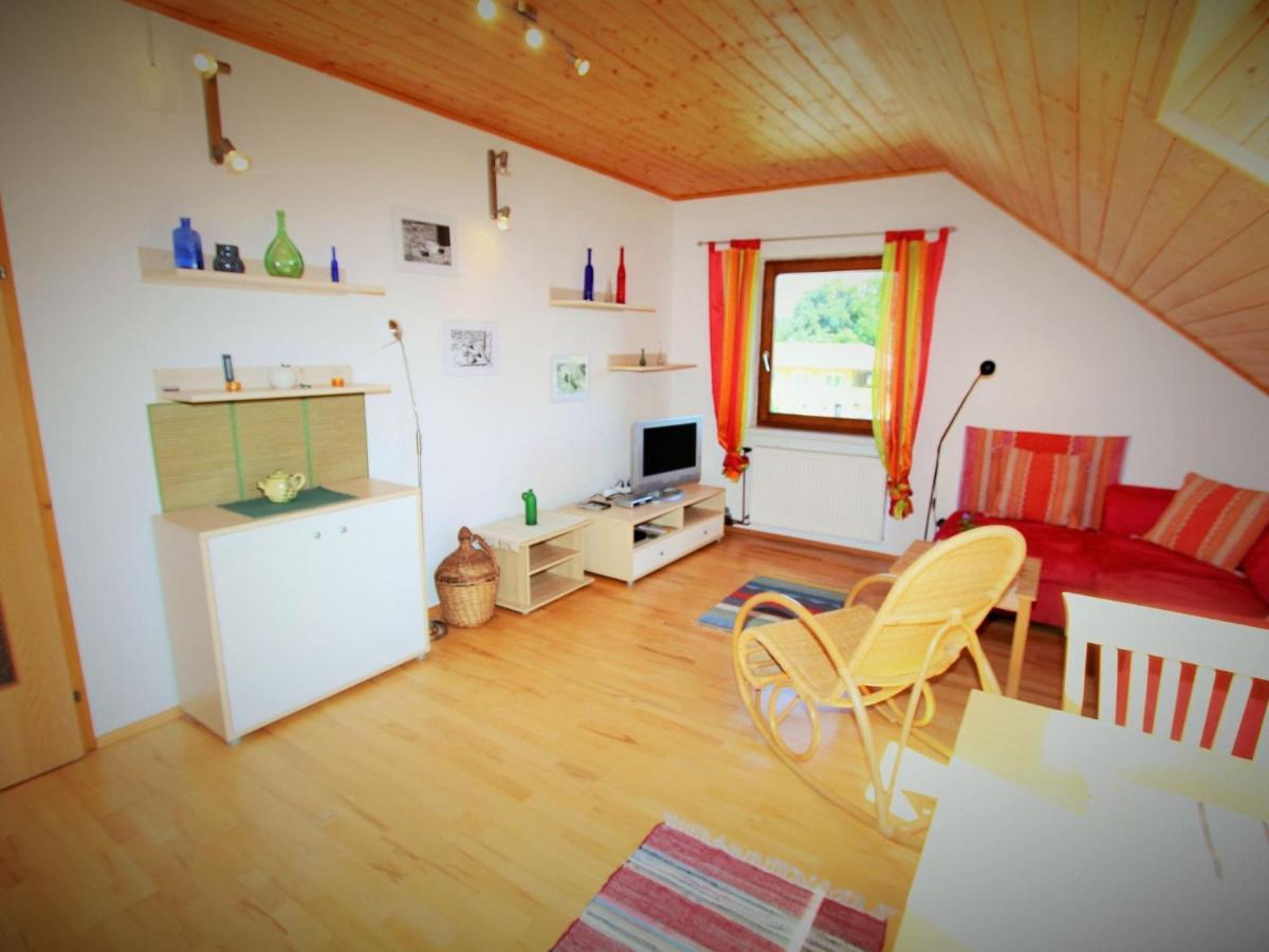 Apartment In Koettmannsdorf Near Bathing Lake Wurdach Eksteriør billede